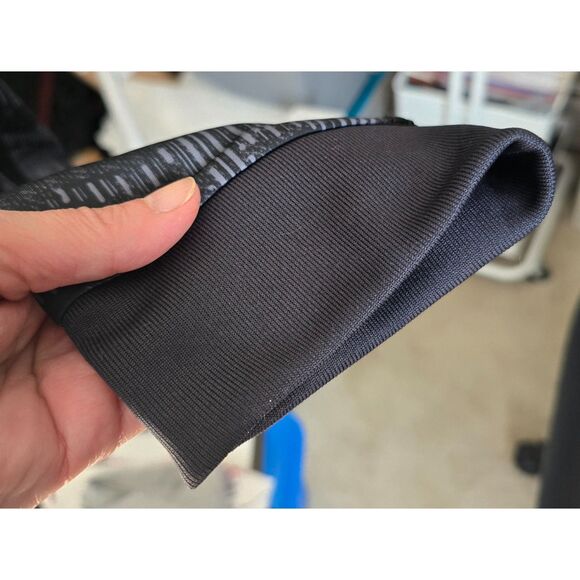 Black/Gray Adidas Joggers Athletic Pants with pockets Size L (14/16) - EUC - Picture 5 of 11